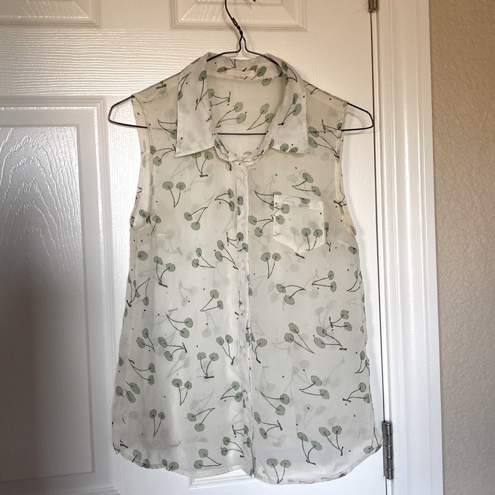 Tulle sleeveless button down